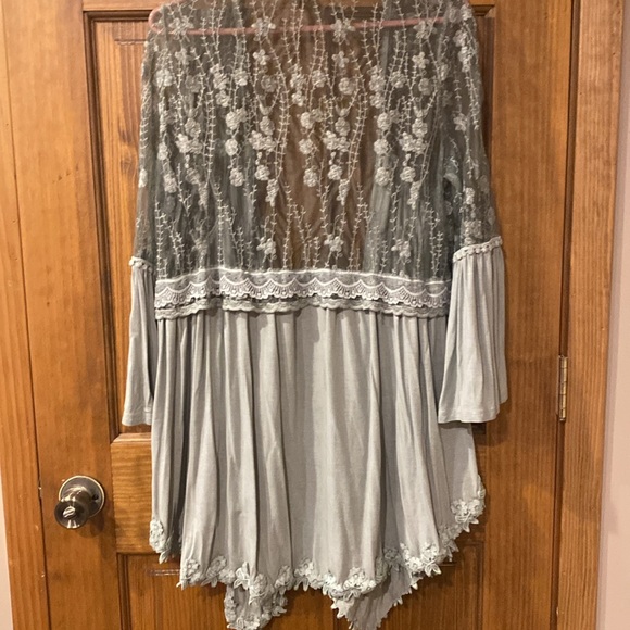 POL Sheer Lace Kimono Cardigan - Picture 6 of 7